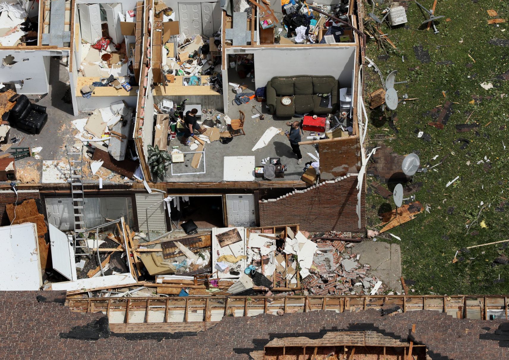 Tornado damage in Jefferson City